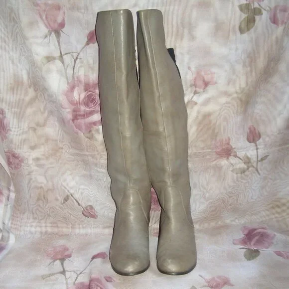 Vintage size 9 Charles David Taupe Leather Knee High Boots - Picture 3 of 13